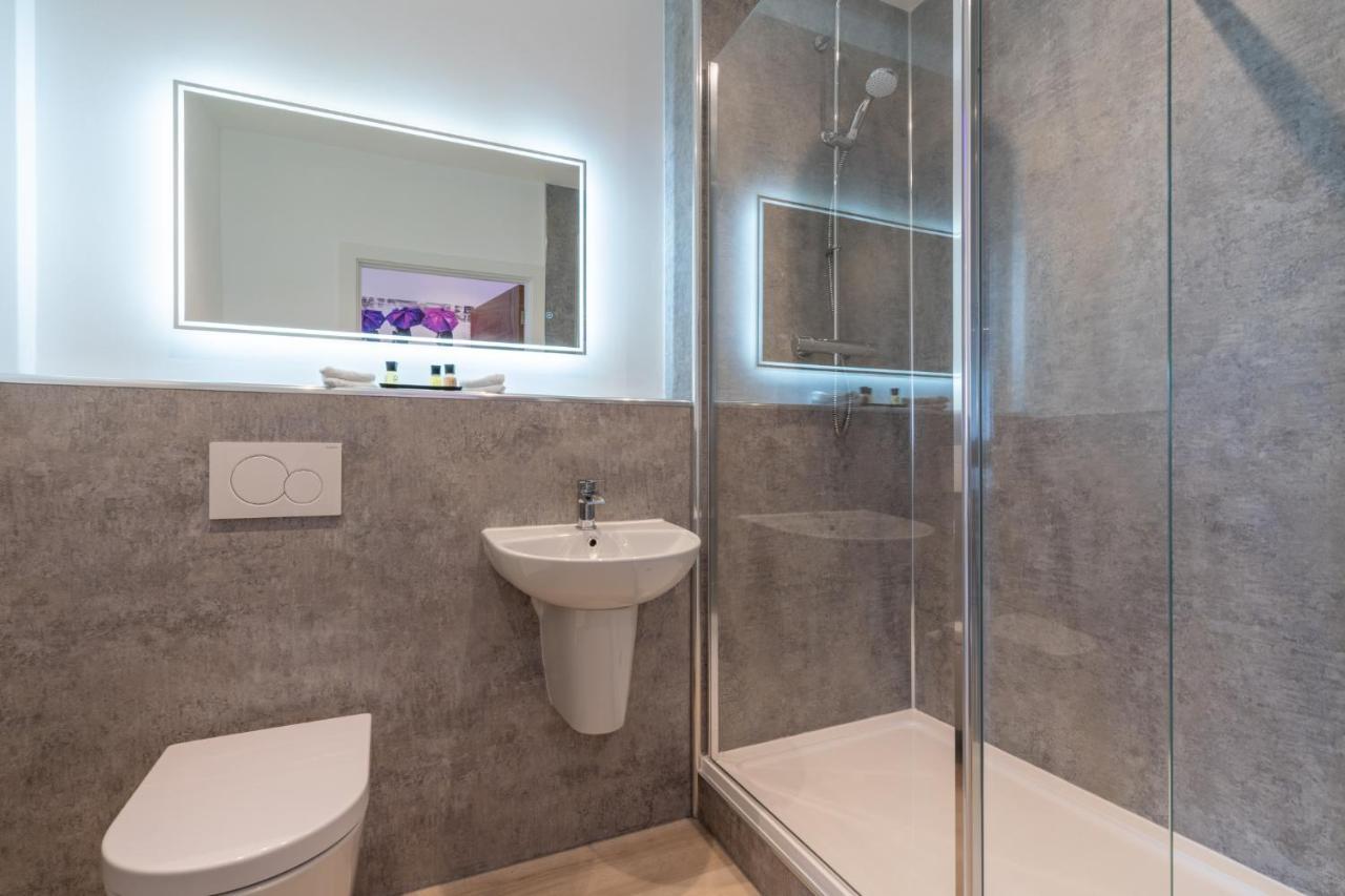 Central Penthouse With Hot Tub & Views 22 Cheltenham Zewnętrze zdjęcie